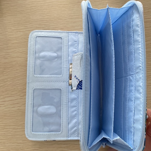 Vera Bradley quilted large blue wallet - Picture 4 of 9